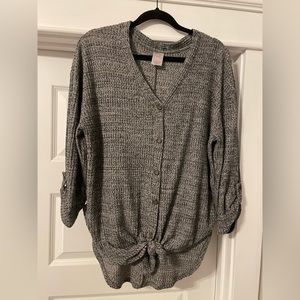 No boundaries xl knot front sweater